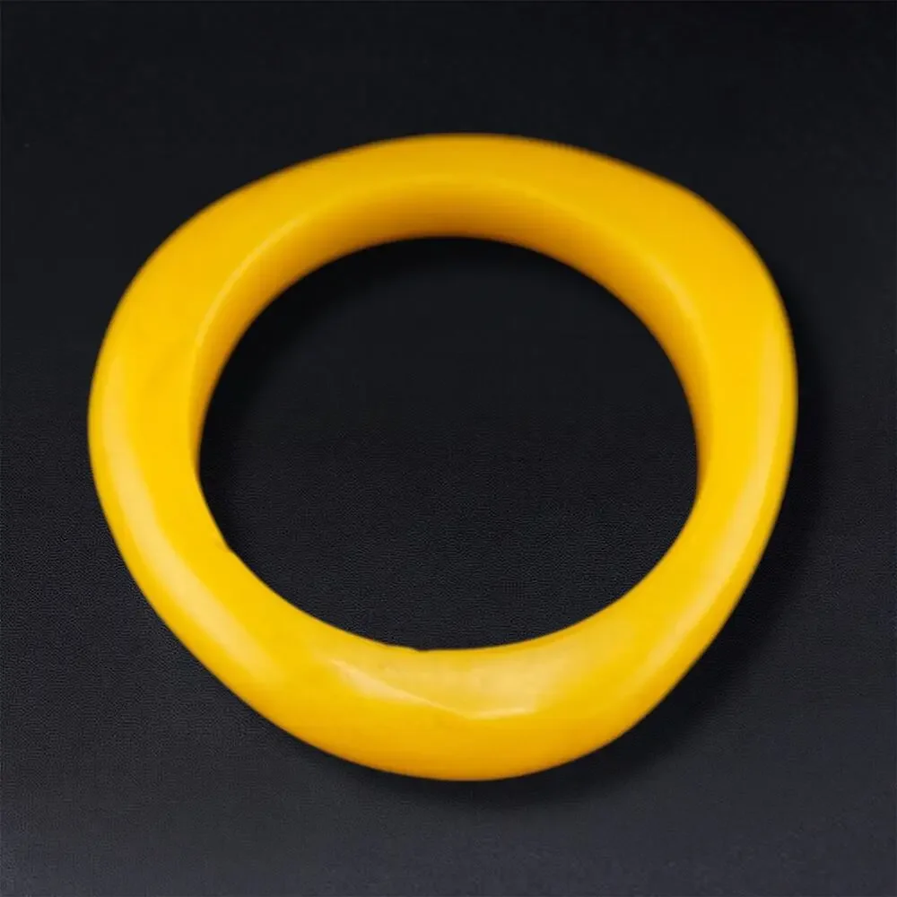 Vintage‎ Yellow Bangle Bracelet 6.5” Resin Lucite Chunky Retro Style MCM